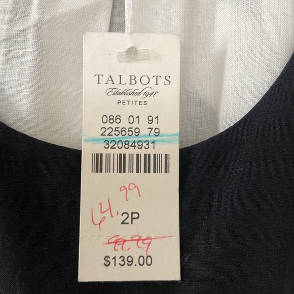 TALBOTS BLACK AND WHITE SLEEVELESS, PLEATED SCOOP NECK, LINED DRESSE WITH SASH - Picture 8 of 16